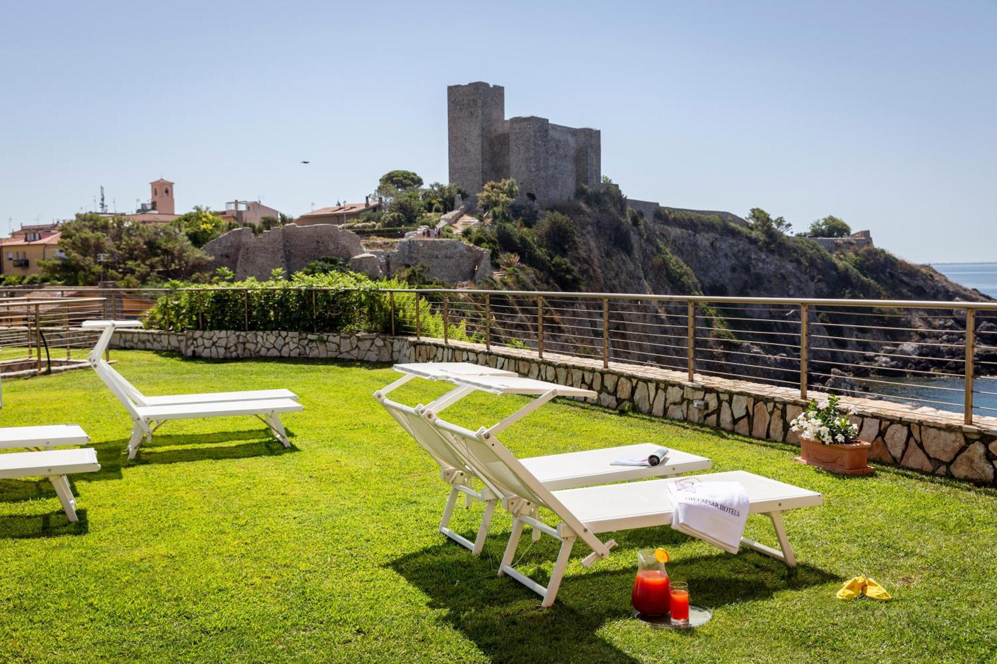 Hotel Capo D'Uomo Orbetello Exterior photo