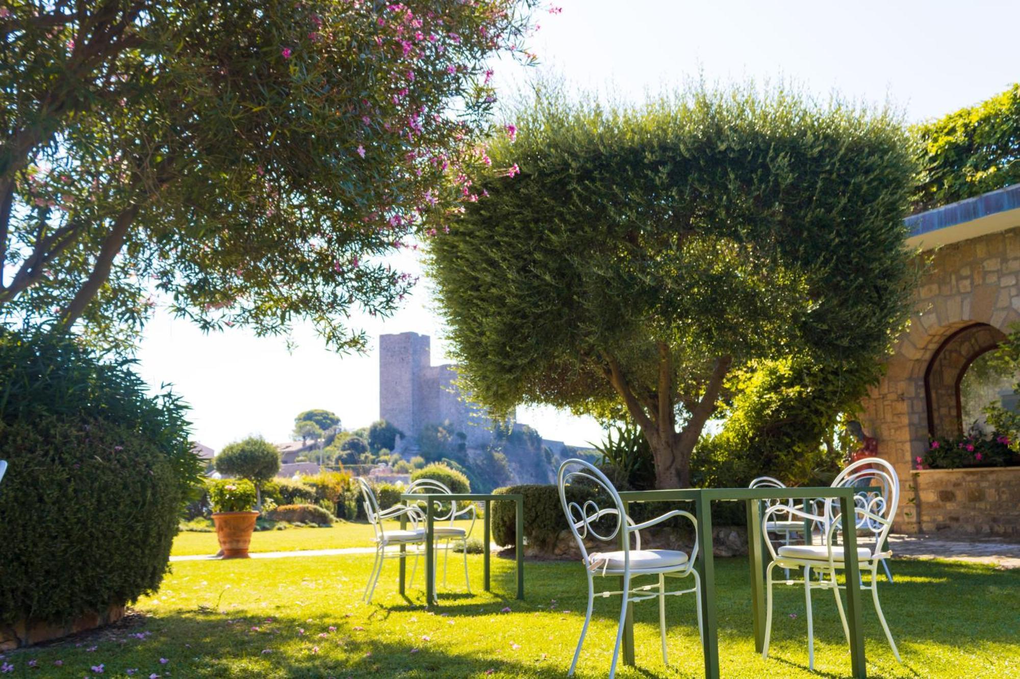 Hotel Capo D'Uomo Orbetello Exterior photo
